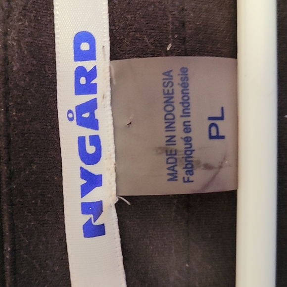 Nygรฅrd Black Rock 'n Roll Studded Batwing Blouse ๐ค๐ป๐ธ๐ฉ๐ปโ๐ค - Picture 8 of 11